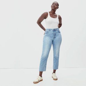 Everlane Curvy 90’s Cheeky Straight Jean Crop